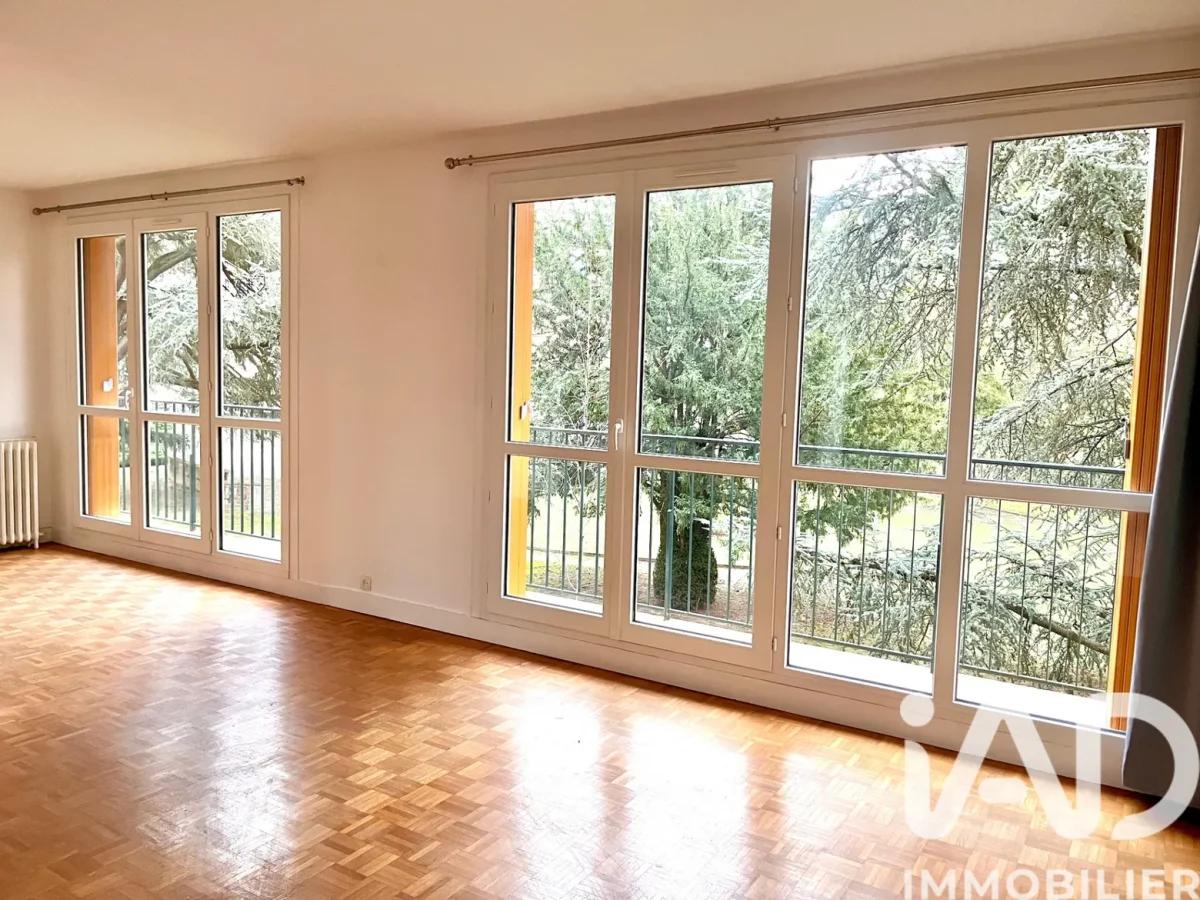 Vente d'un appartement avec balcon à COMPIEGNE 