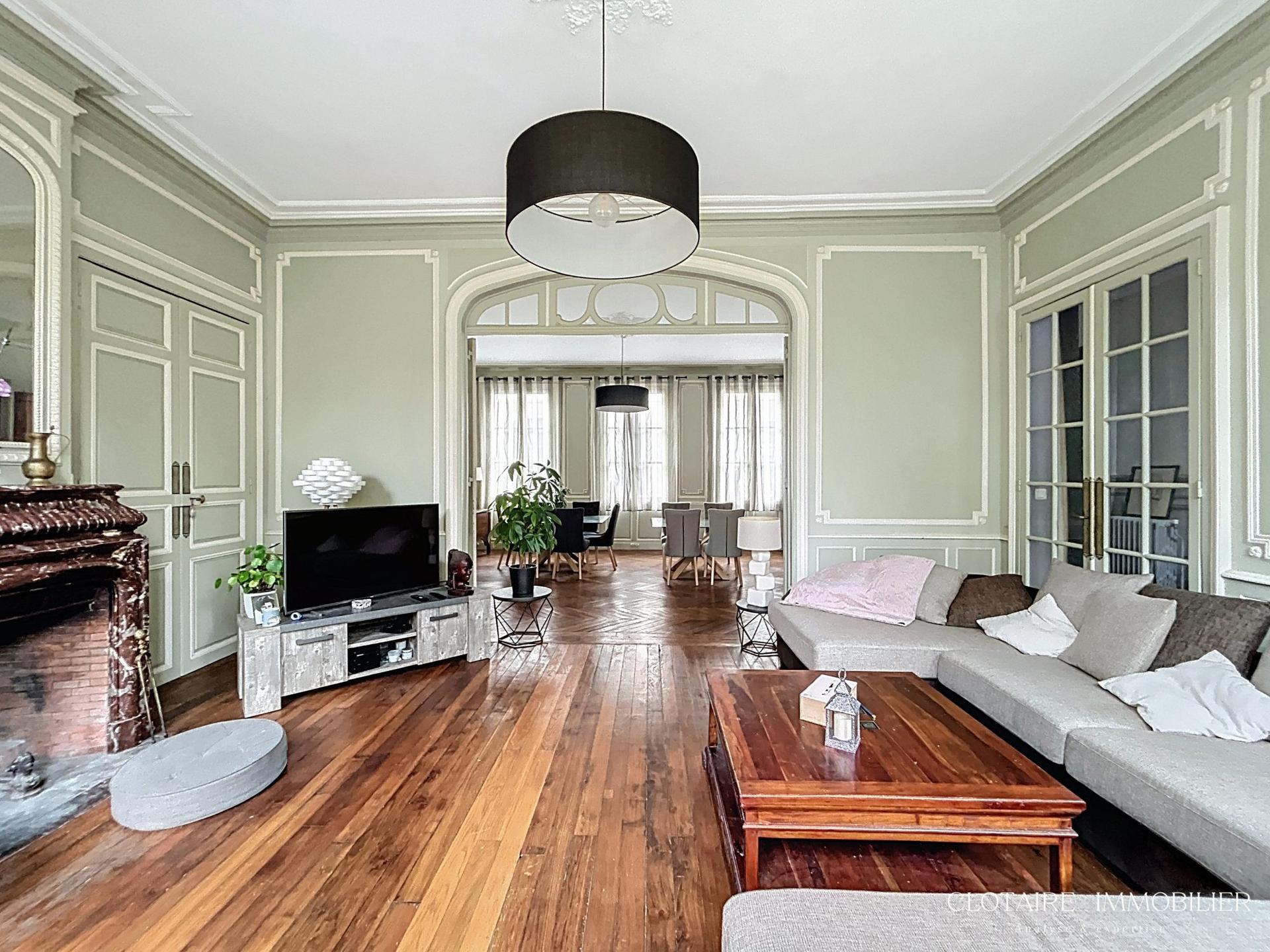 Maison à vendre, 12 pièces - Compiègne 60200