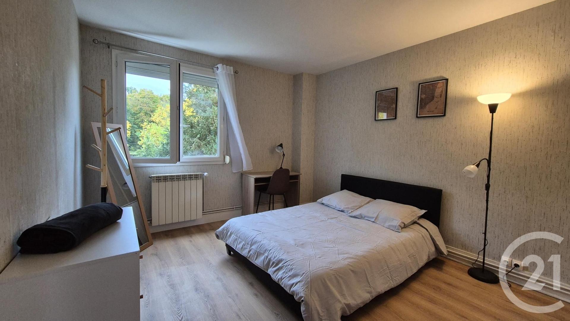 Appartement F4 à louer - 4 pièces - 9.5 m2 - COMPIEGNE