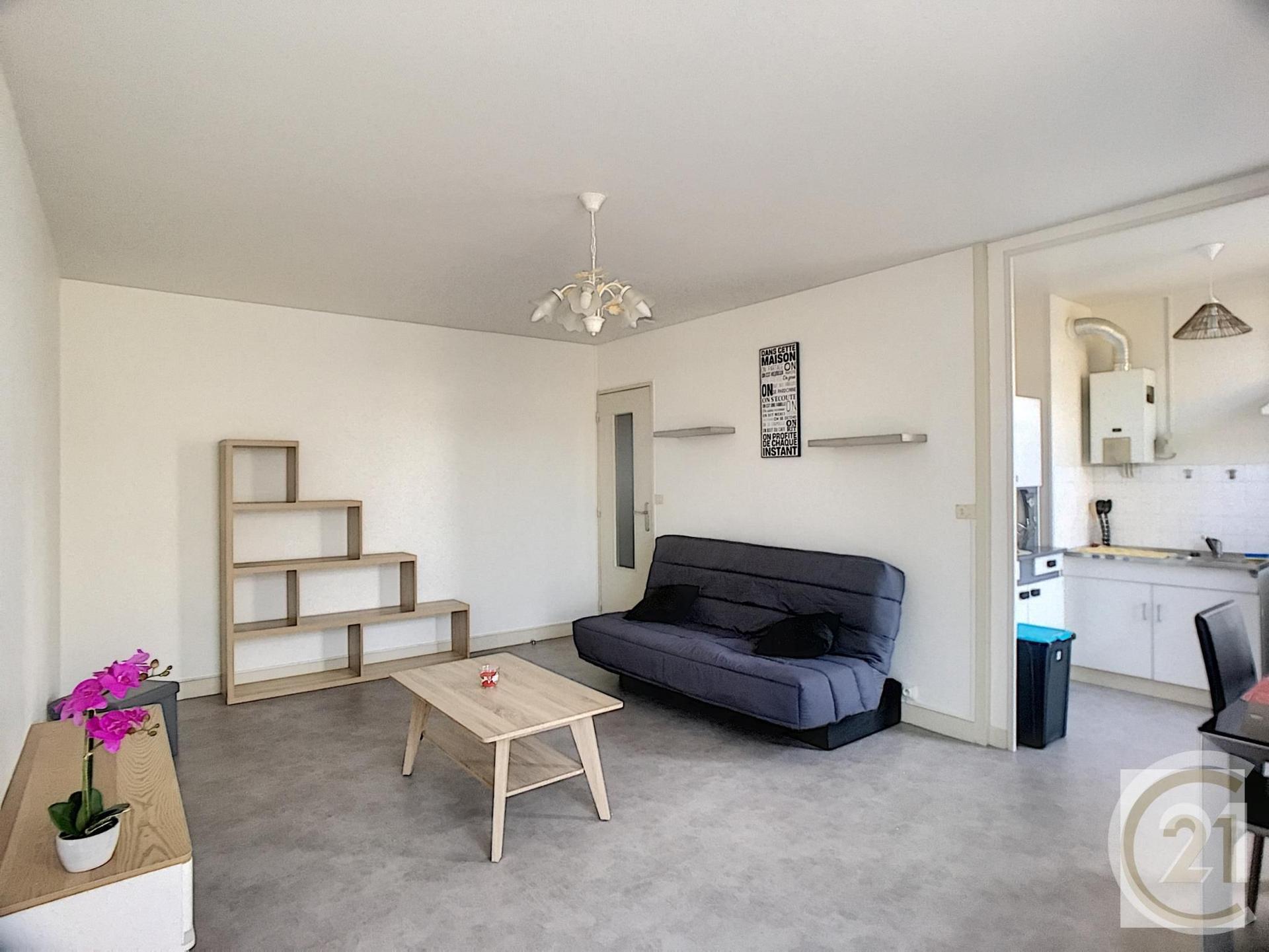 Appartement Studio à louer - 1 pièce - 30.16 m2 - COMPIEGNE